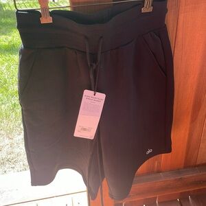 ALO high waist, easy sweat short